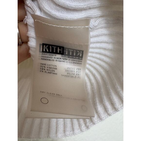KITH White Ribbed V Neck Tank Top Size XS Cropped Logo Classic Minimalist Chic - Picture 4 of 8